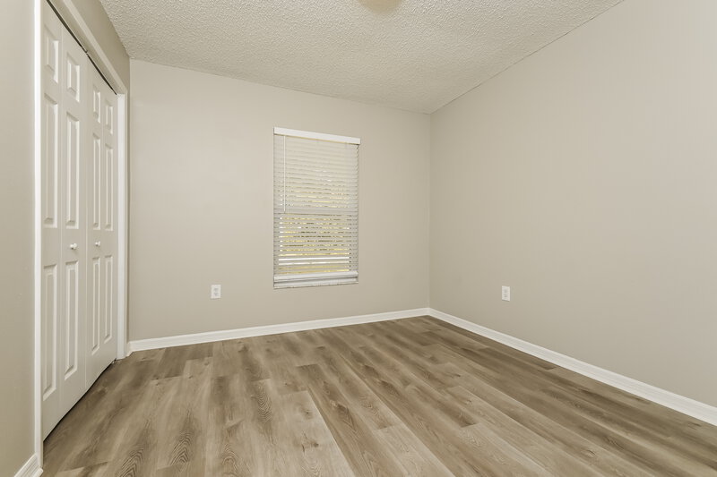 1,860/Mo, 5227 Grace St E Lakeland, FL 33810 Bedroom View 3