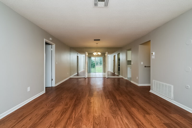1,790/Mo, 9350 Bayside Ct Spring Hill, FL 34608 Living Room View