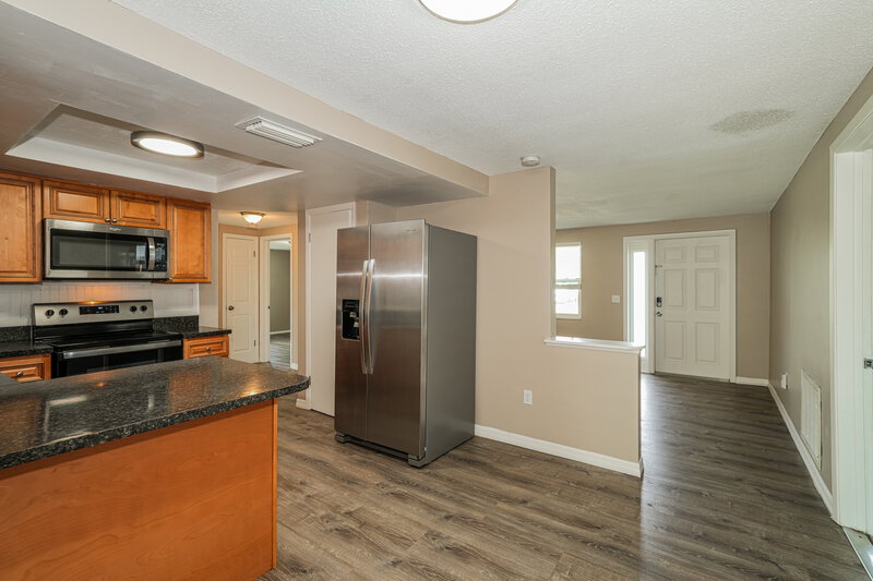 1,705/Mo, 10740 Piccadilly Rd Port Richey, FL 34668 Kitchen View