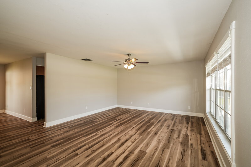1,720/Mo, 31213 Lancewood Dr Brooksville, FL 34602 Living Room View
