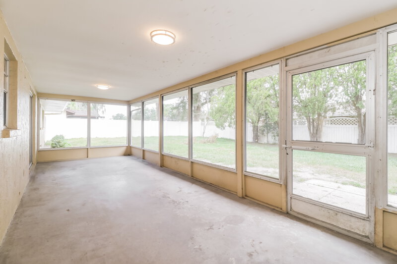 1,975/Mo, 31213 Lancewood Dr Brooksville, FL 34602 Sun Room View