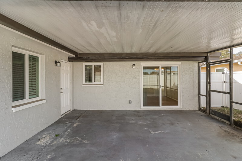 1,635/Mo, 5633 Mirada Dr Holiday, FL 34690 Patio View 2