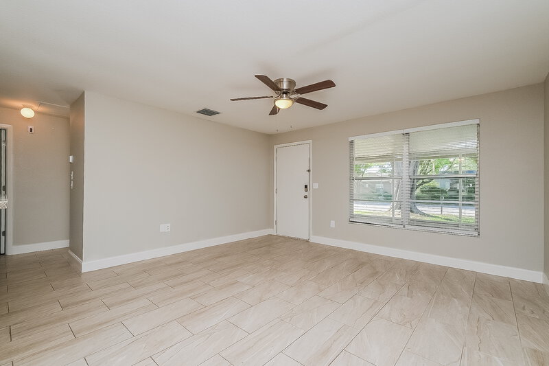 1,785/Mo, 6753 Lassen Ave New Port Richey, FL 34655 Living Room View