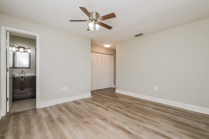 1,785/Mo, 6753 Lassen Ave New Port Richey, FL 34655 Main Bedroom View