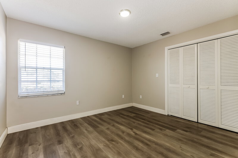 1,990/Mo, 7219 Brown Fox Run Lakeland, FL 33810 Bedroom View 2