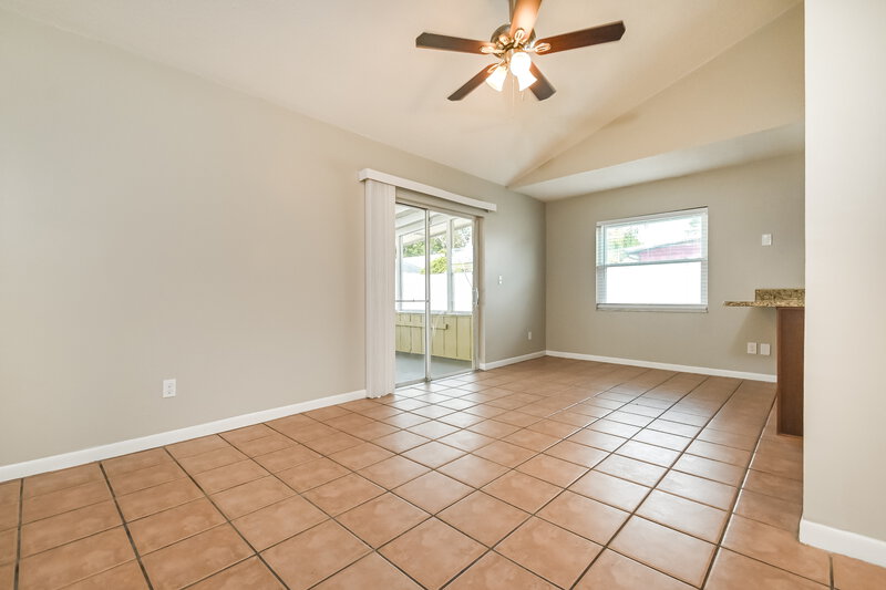 2,115/Mo, 420 Silver Hill Dr Valrico, FL 33594 Dining Room View