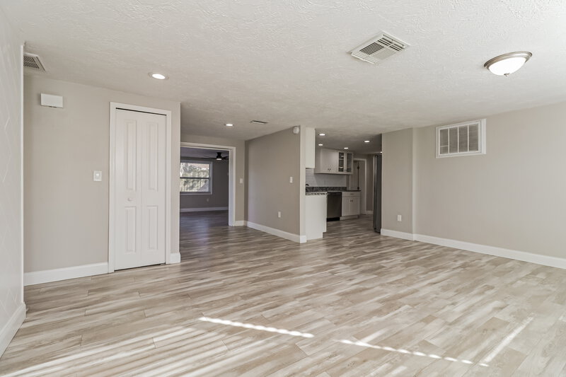 1,980/Mo, 4045 Grayton Dr New Port Richey, FL 34652 Living Room View 2