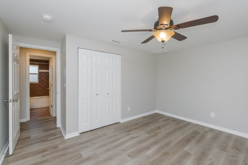 2,335/Mo, 4107 Canoga Park Dr Brandon, FL 33511 Bedroom View 3
