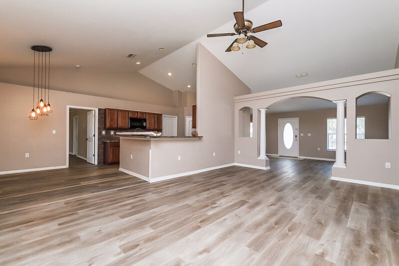 2,460/Mo, 1020 Godfrey Ave Spring Hill, FL 34609 Living Room View