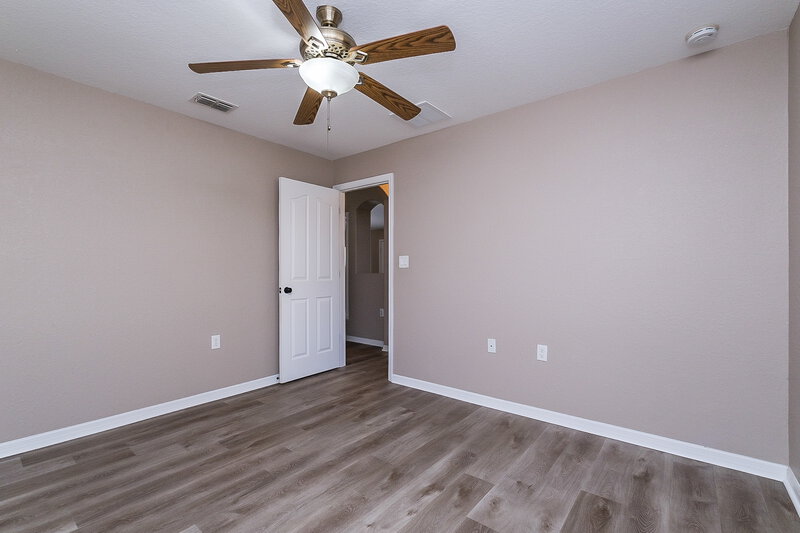 2,460/Mo, 1020 Godfrey Ave Spring Hill, FL 34609 Bedroom View 3