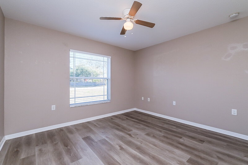 2,460/Mo, 1020 Godfrey Ave Spring Hill, FL 34609 Bedroom View 4