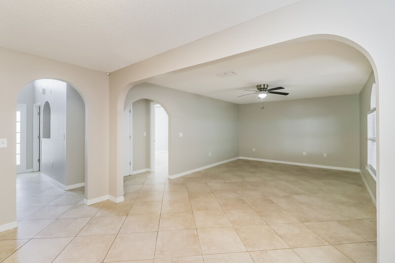3,720/Mo, 11515 Linden Dr Spring Hill, FL 34608 Living Room View
