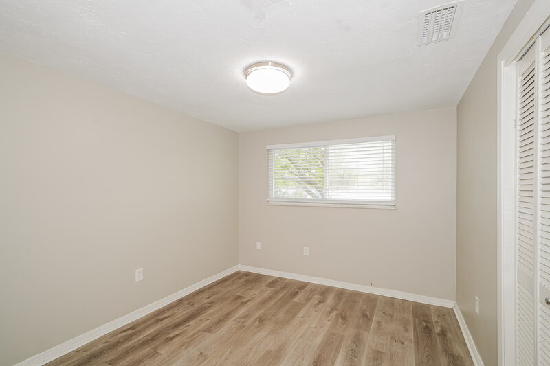 2,915/Mo, 6297 102nd Ter N Pinellas Park, FL 33782 Bedroom View