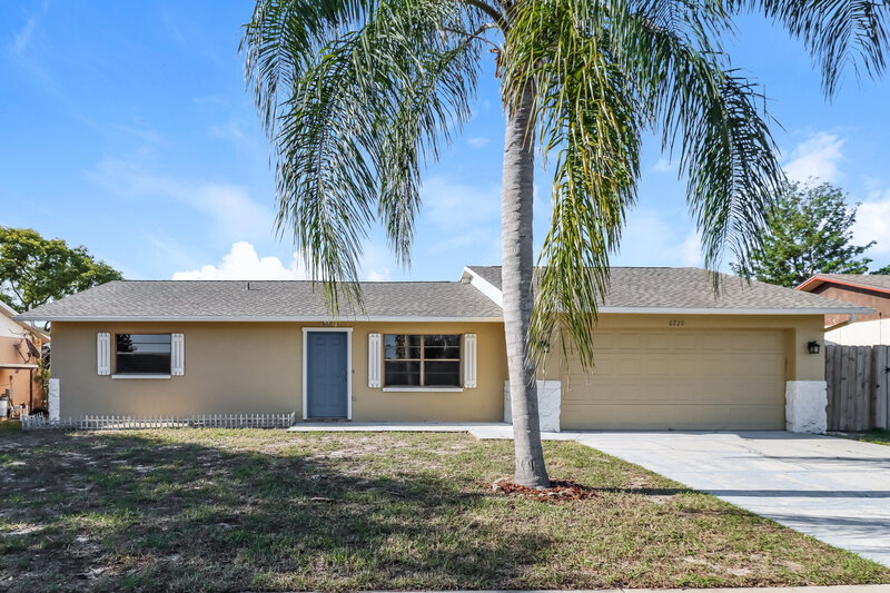 3,000/Mo, 6220 12th Ave New Port Richey, FL 34653 External View