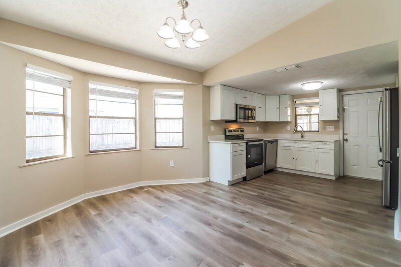 3,000/Mo, 6220 12th Ave New Port Richey, FL 34653 Dining Room View