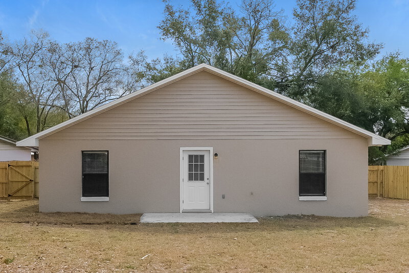 2,230/Mo, 8308 Hedgeway Pl Tampa, FL 33637 Rear View