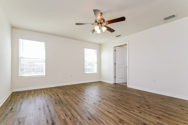 2,770/Mo, 5121 Jackel Chase Dr Wimauma, FL 33598 Main Bedroom View