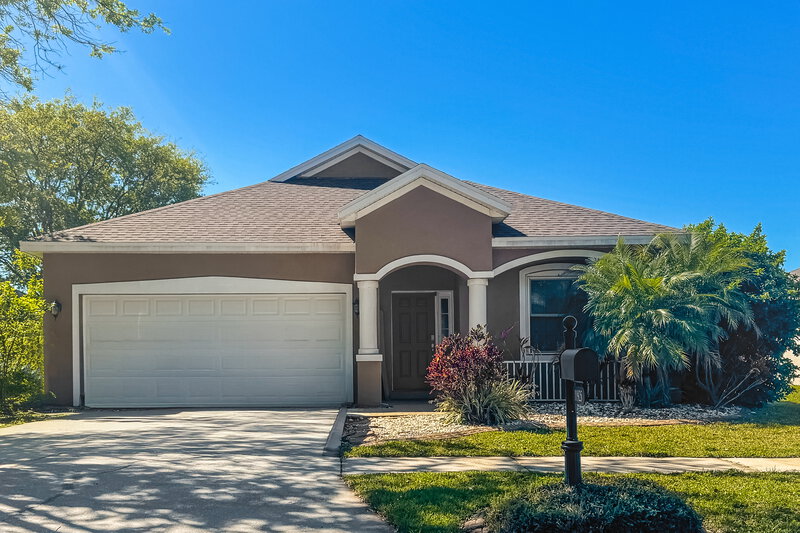 2,350/Mo, 11925 Summer Springs Dr Riverview, FL 33579 External View