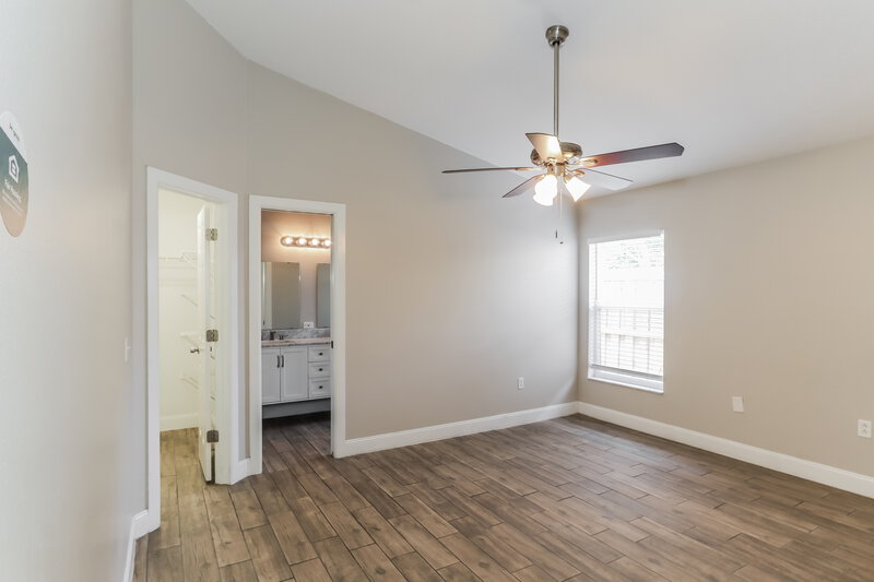 2,475/Mo, 22726 Sills Loop Land O Lakes, FL 34639 Main Bedroom View
