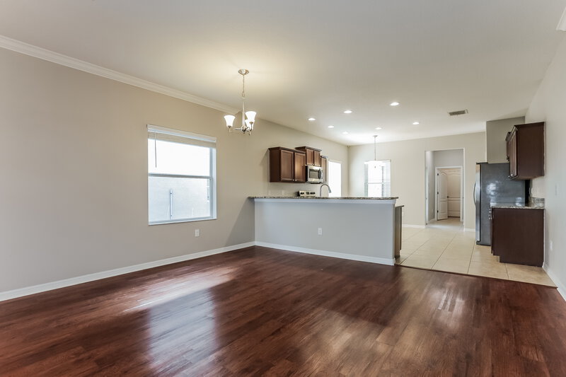 0/Mo, 13423 Lake Monroe Pl Riverview, FL 33579 Living Room View 2