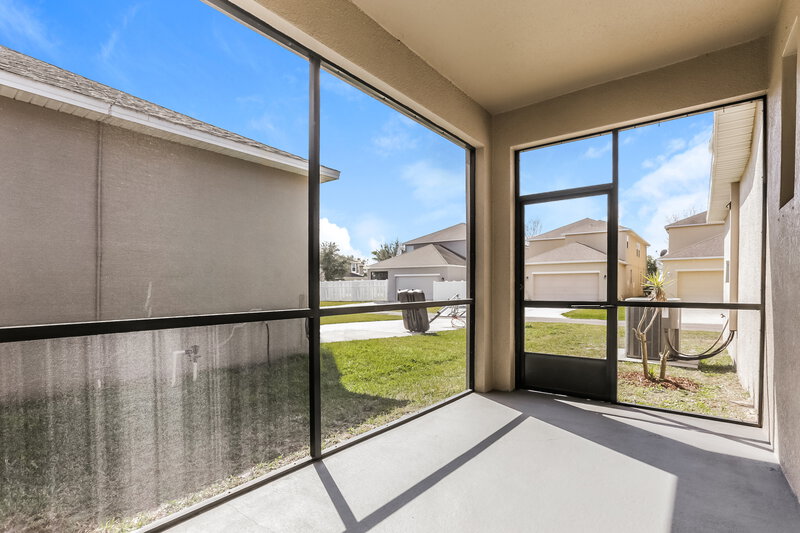 0/Mo, 13423 Lake Monroe Pl Riverview, FL 33579 Sun Room View