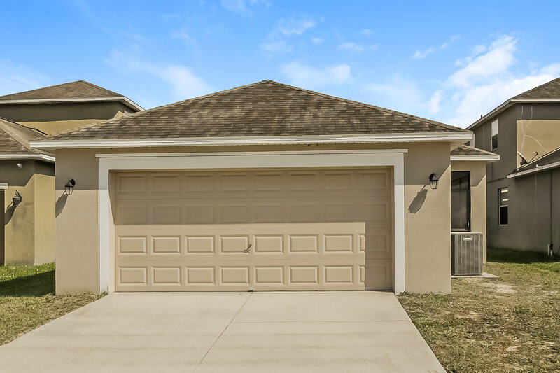 0/Mo, 13423 Lake Monroe Pl Riverview, FL 33579 Rear View