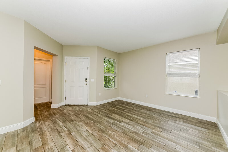 2,245/Mo, 12652 Evington Point Dr Riverview, FL 33579 Foyer View