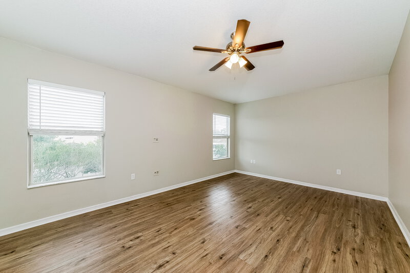 2,245/Mo, 12652 Evington Point Dr Riverview, FL 33579 Main Bedroom View