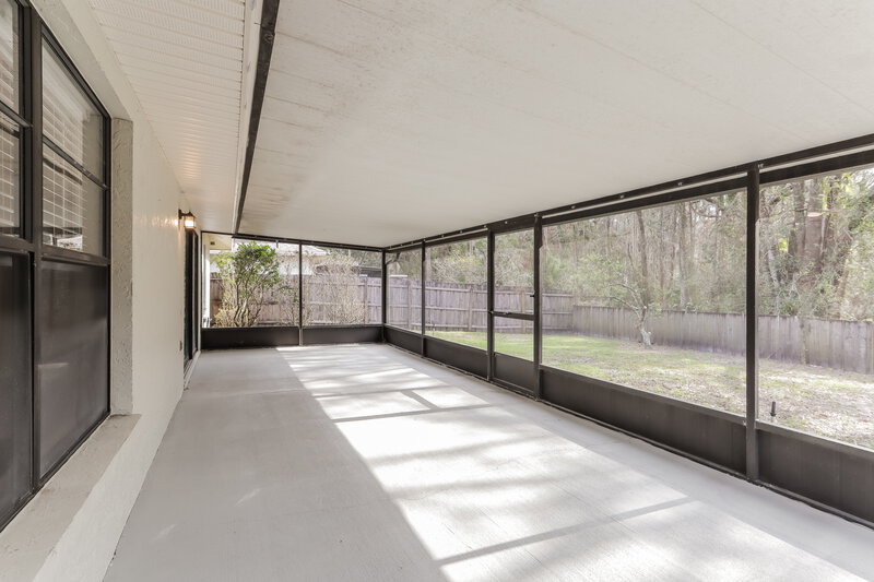 2,350/Mo, 9735 Fox Chapel Rd Tampa, FL 33647 Sun Room View