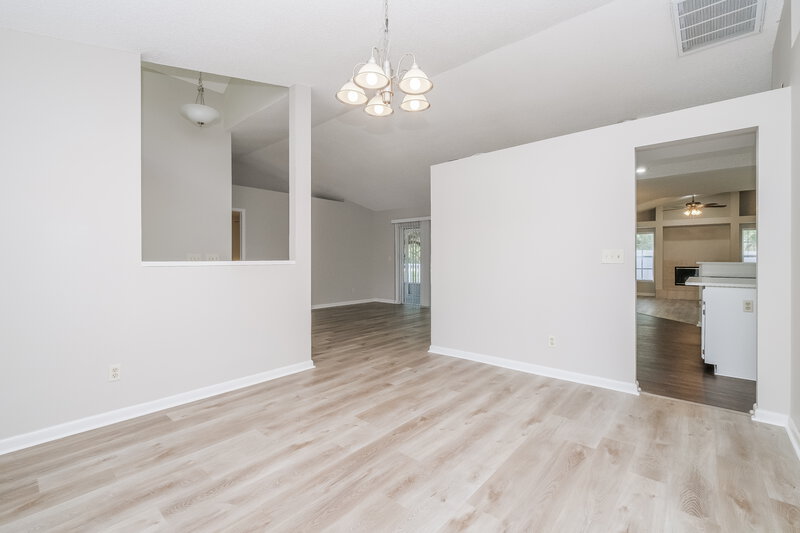 3,940/Mo, 10414 Ashley Oaks Dr Riverview, FL 33578 Dining Room View