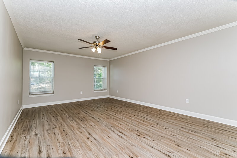 3,425/Mo, 13933 Oak Forest Blvd N Seminole, FL 33776 Main Bedroom View