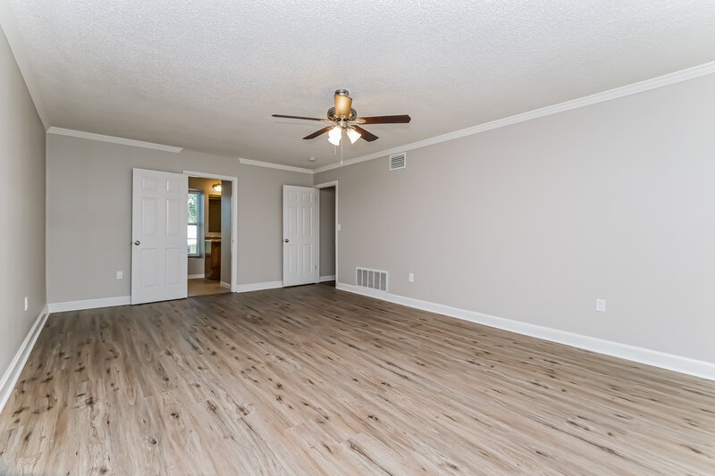 3,425/Mo, 13933 Oak Forest Blvd N Seminole, FL 33776 Main Bedroom View 2