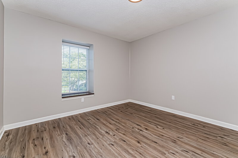 3,425/Mo, 13933 Oak Forest Blvd N Seminole, FL 33776 Bedroom View