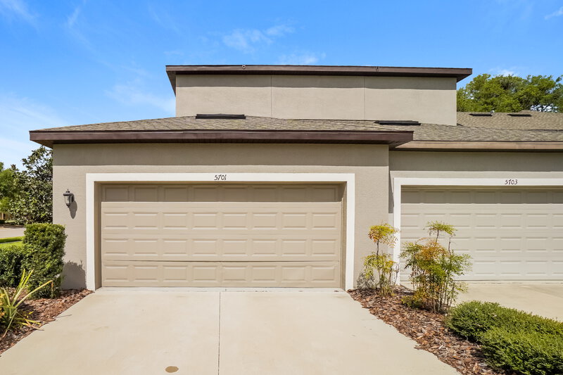 2,130/Mo, 5701 Colony Glen Rd Lithia, FL 33547 External View