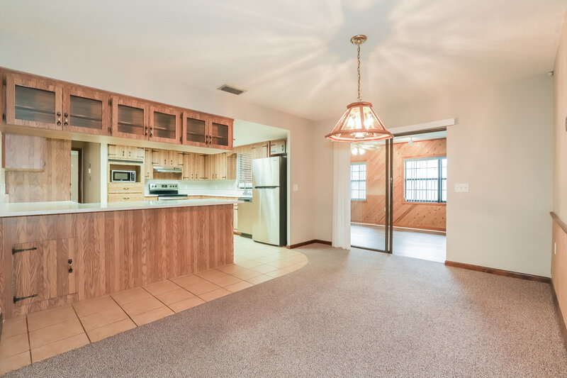 2,030/Mo, 7606 Mather Rd N Lakeland, FL 33810 Dining Room View