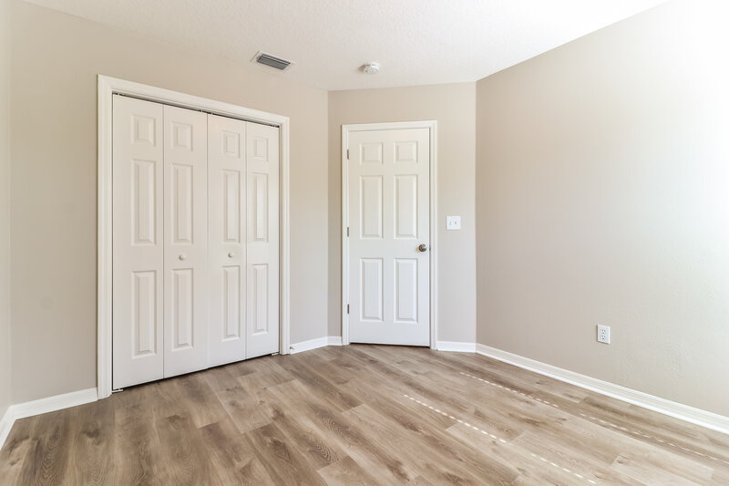 2,800/Mo, 3304 Pin Oak Ln Tampa, FL 33618 Bedroom View 2