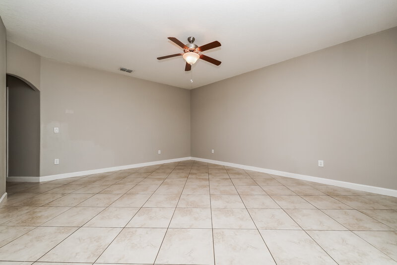 2,725/Mo, 10705 River Hawk Ln Riverview, FL 33569 Family Room View