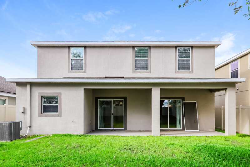 2,725/Mo, 10705 River Hawk Ln Riverview, FL 33569 Rear View