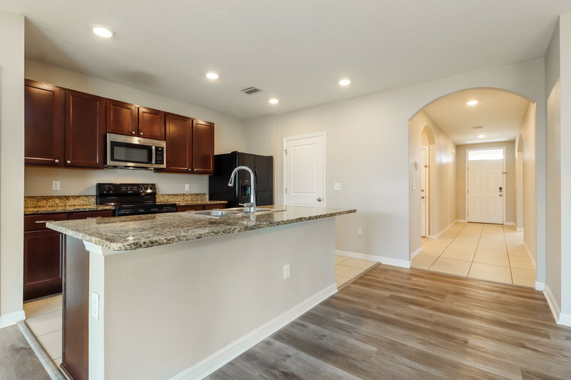 2,310/Mo, 14133 Arbor Pines Dr Riverview, FL 33579 Kitchen View
