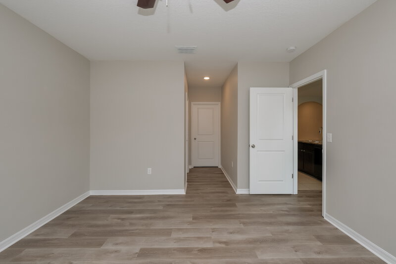 2,525/Mo, 14133 Arbor Pines Dr Riverview, FL 33579 Main Bedroom View 2