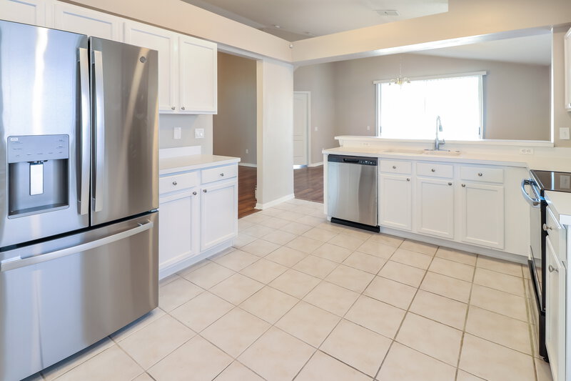 2,180/Mo, 25802 Bloomsbury Ct Land O Lakes, FL 34639 Kitchen View 2