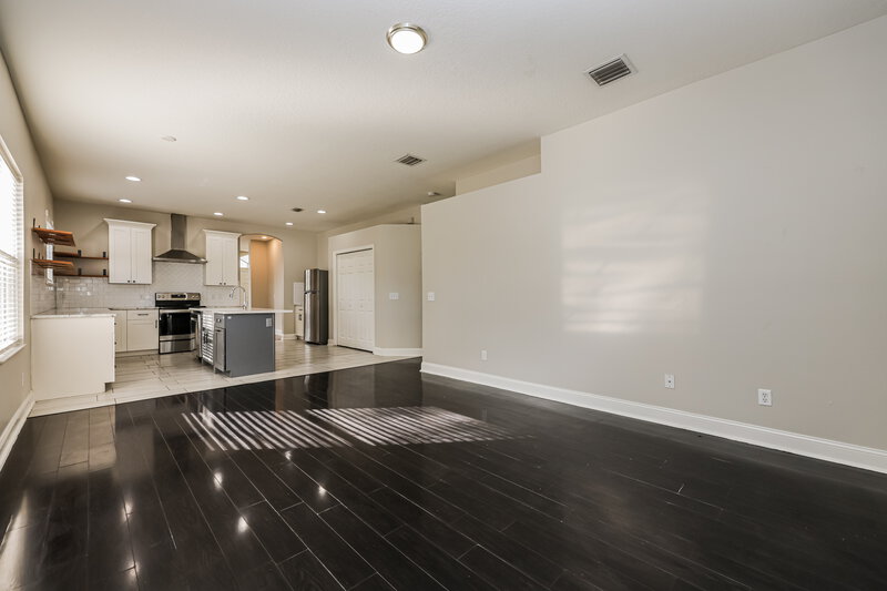 2,305/Mo, 1602 Cason Wood Ct Plant City, FL 33563 Family Room View 2