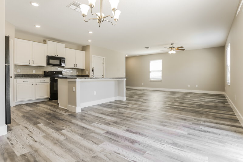 2,410/Mo, 10418 Carloway Hills Dr Wimauma, FL 33598 Dining Room View