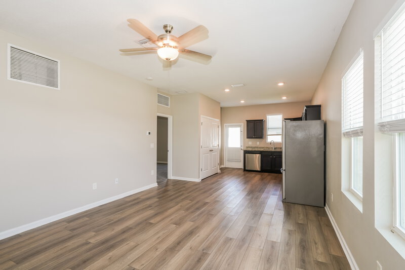 1,795/Mo, 34812 Daisy Meadow Loop Zephyrhills, FL 33541 Living Room View 4