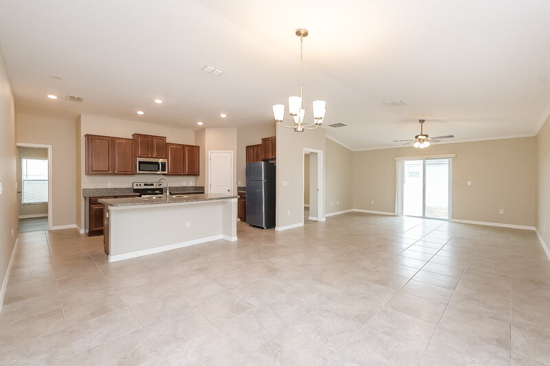 2,475/Mo, 204 Archcliffe Point Pl Dover, FL 33527 Dining Room View