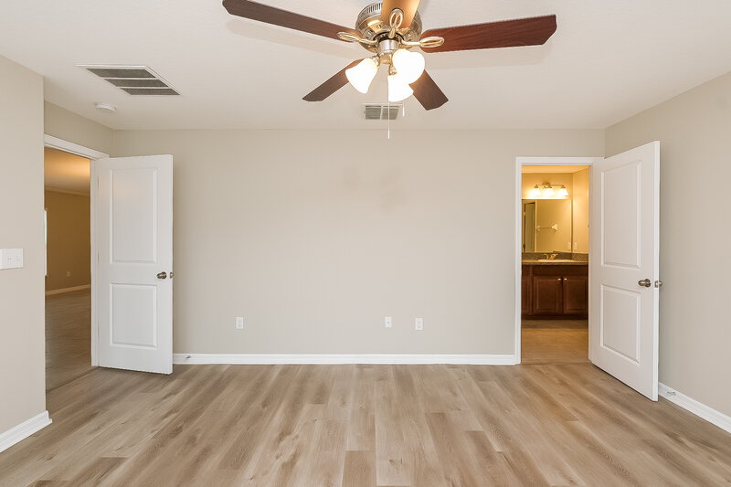 2,475/Mo, 204 Archcliffe Point Pl Dover, FL 33527 Main Bedroom View 2