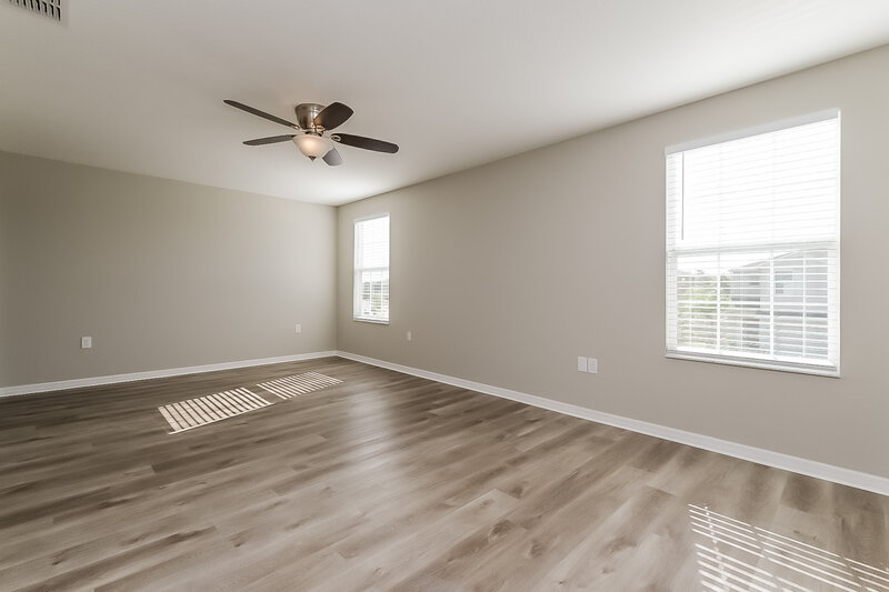 2,255/Mo, 13729 Reindeer Cir Hudson, FL 34669 Main Bedroom View