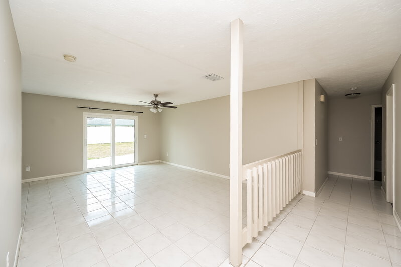 2,450/Mo, 5518 Pentail Cir Tampa, FL 33625 Living Room View 3