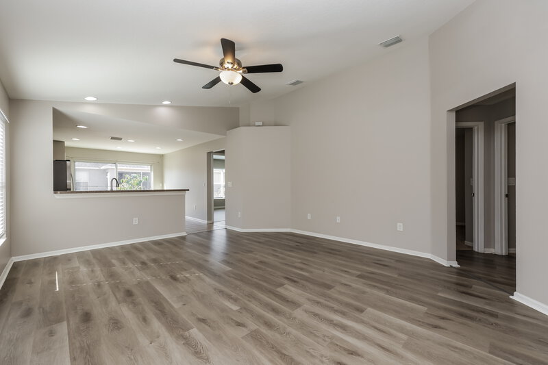 1,865/Mo, 809 College Chase Dr Ruskin, FL 33570 Living Room View 3