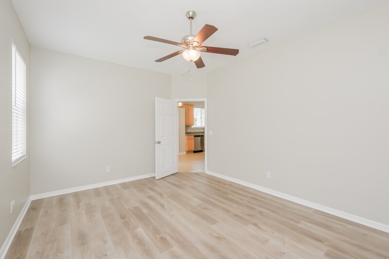 2,400/Mo, 1621 Cresson Ridge Ln Brandon, FL 33510 Main Bedroom View 2